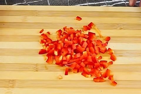 Chop the Bell Pepper