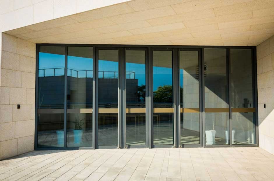 10 Reasons to Invest in Commercial Folding Doors